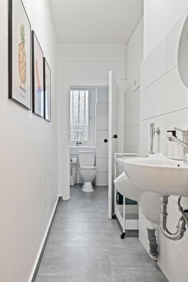 Neues Zentrales Apartment,10 Betten,vollmoebliert, Wifi Appartement