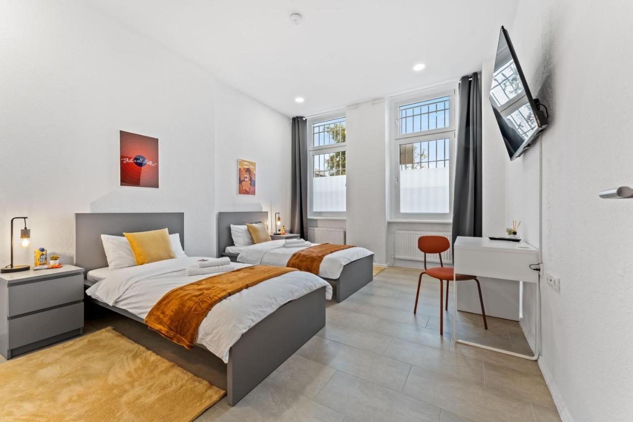 Appartement Neues Zentrales Apartment,10 Betten,vollmoebliert, Wifi Berlijn